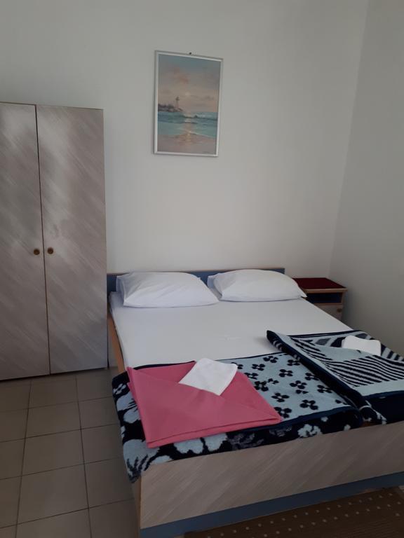 Guest House & Restaurant Adriatic Klek Bagian luar foto
